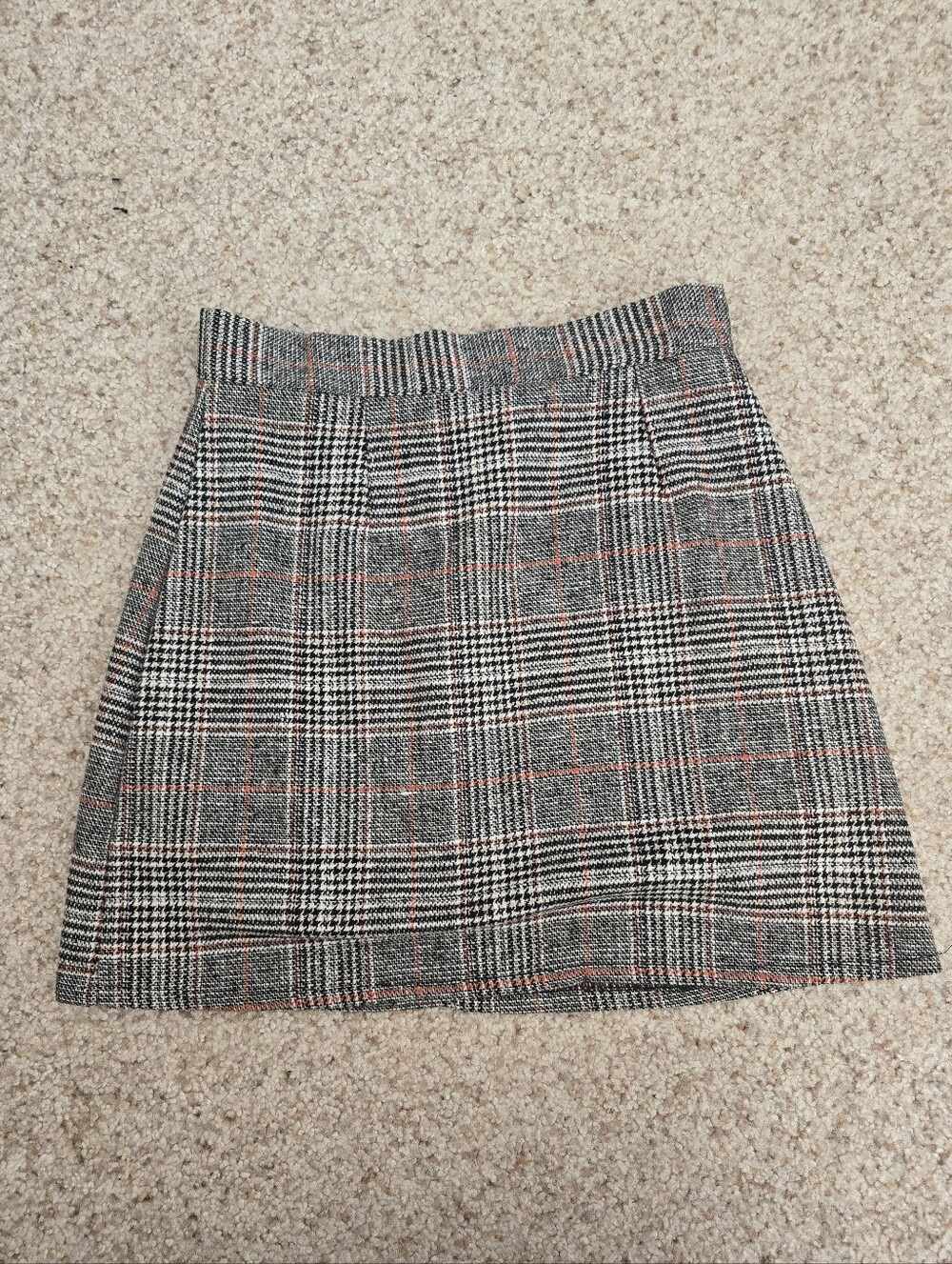 Plaid Mini Skirt with Red Windowpane - size Small